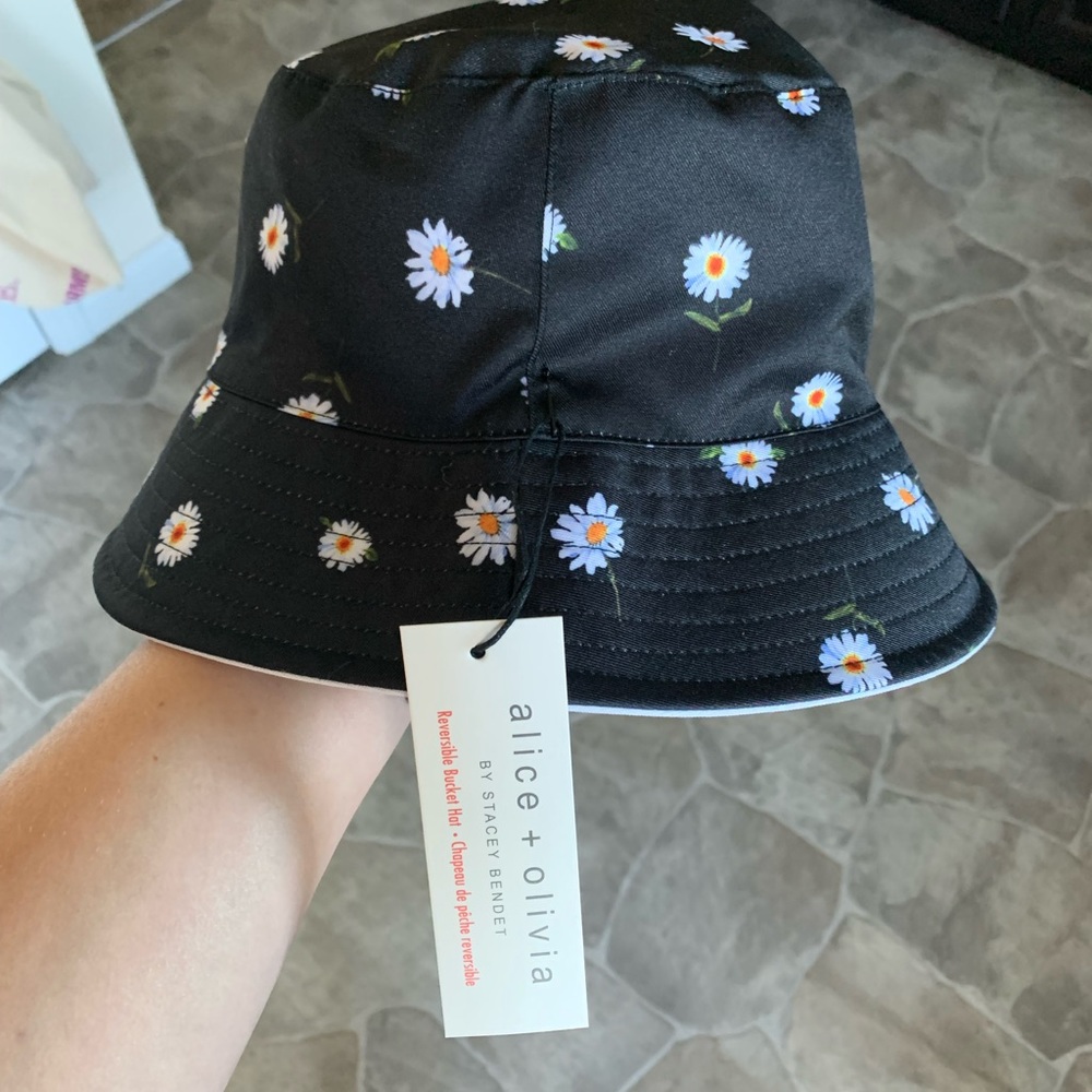 Alice & Olivia Reversible Bucket Hat